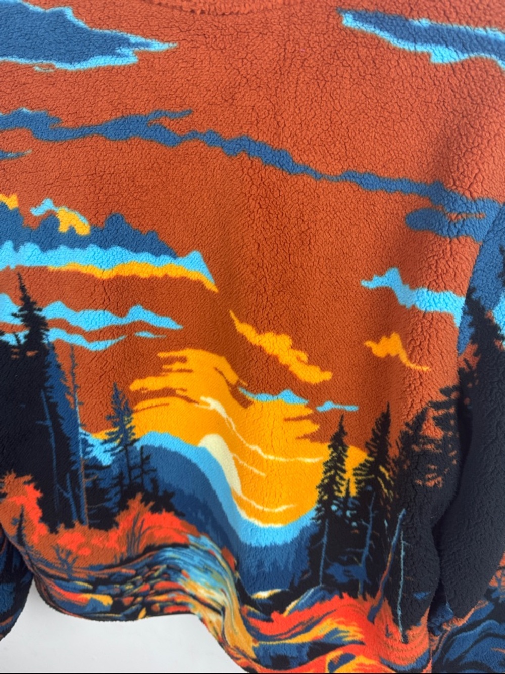 Yellowstone National Park Fleece Pullover - Picture 6 of 7